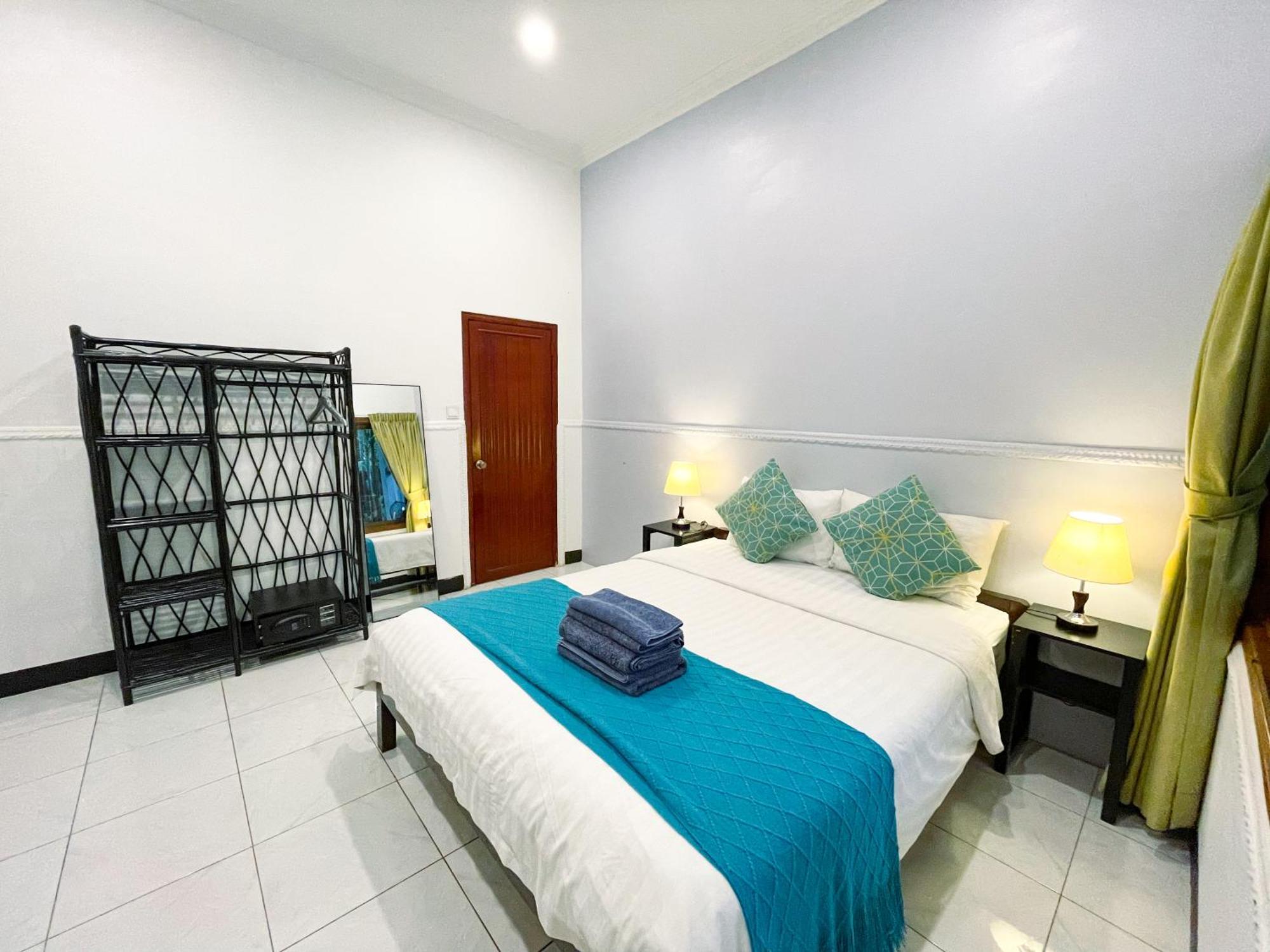 Birdcage Boutique Hotel Phnom Penh Exterior photo