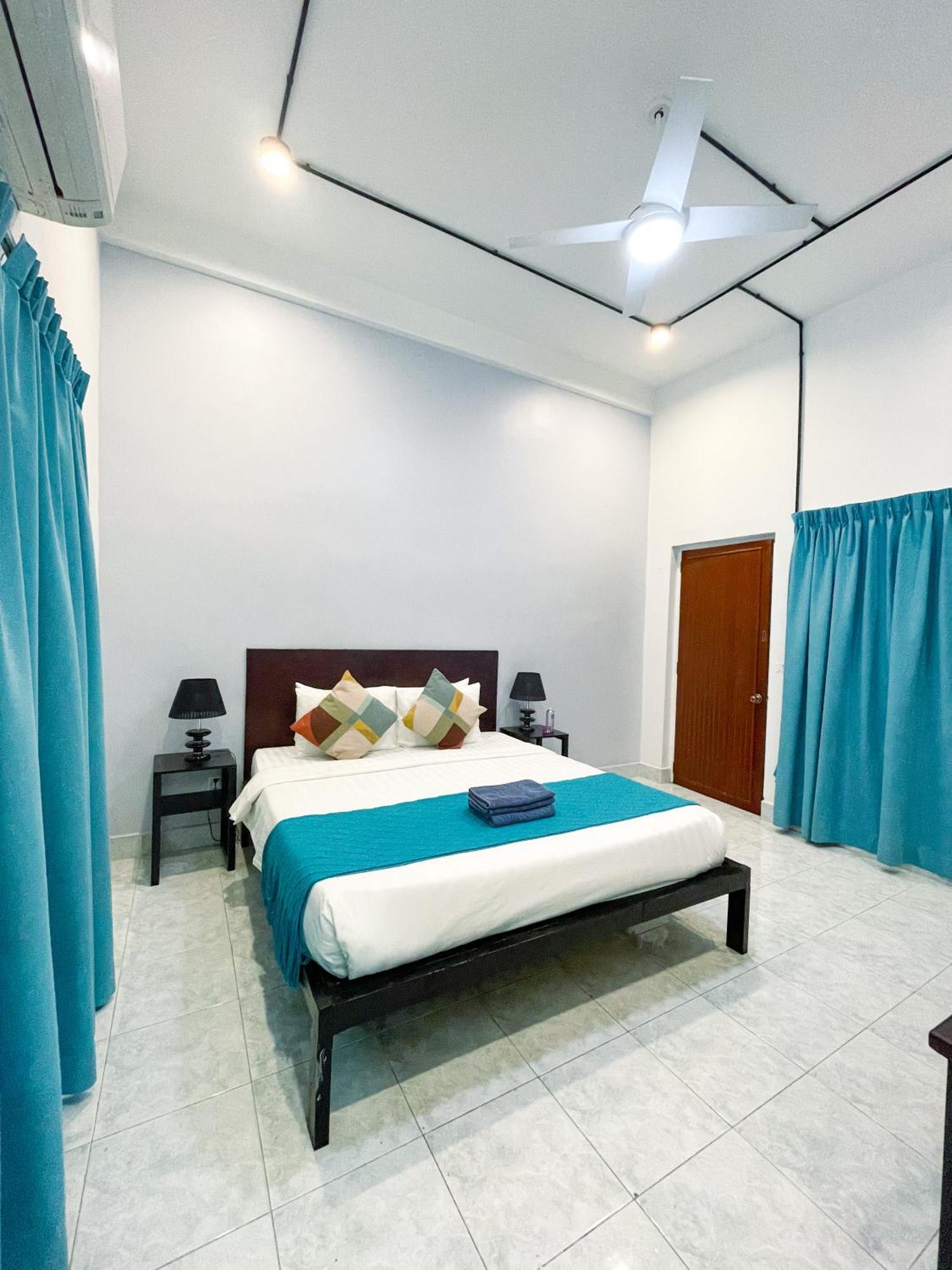 Birdcage Boutique Hotel Phnom Penh Exterior photo