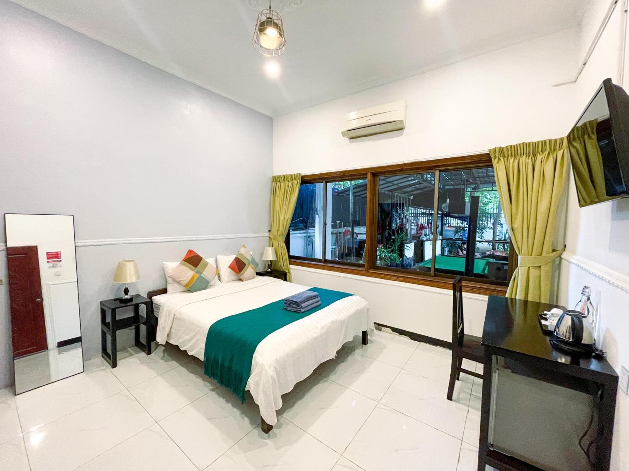 Birdcage Boutique Hotel Phnom Penh Exterior photo